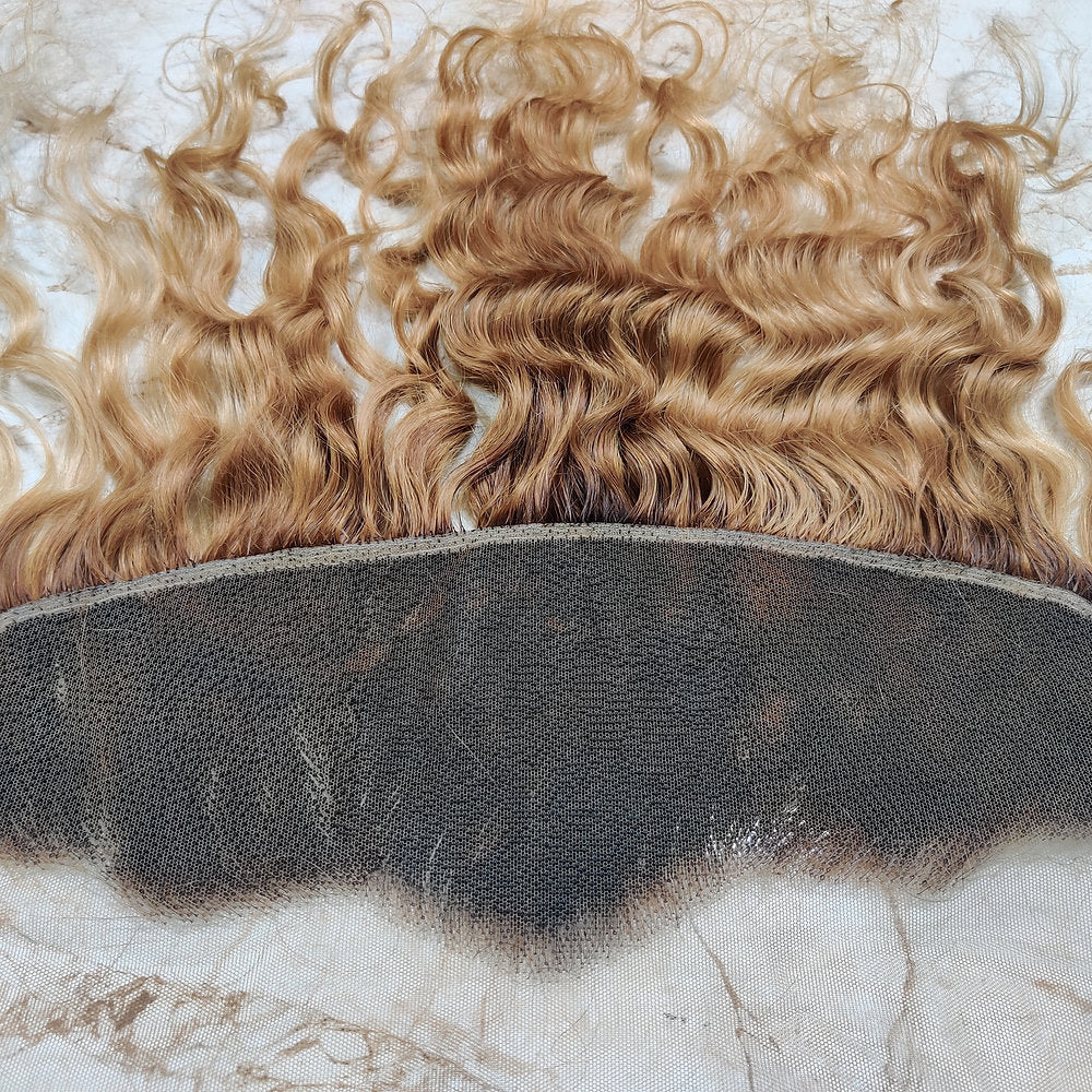 HONEY BLONDE WAVY FRONTALS